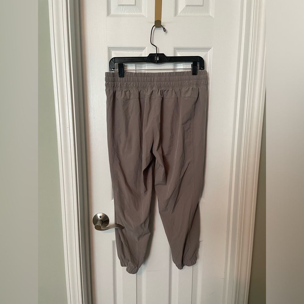 Apana Napa Woven Cropped Joggers - Picture 2 of 3